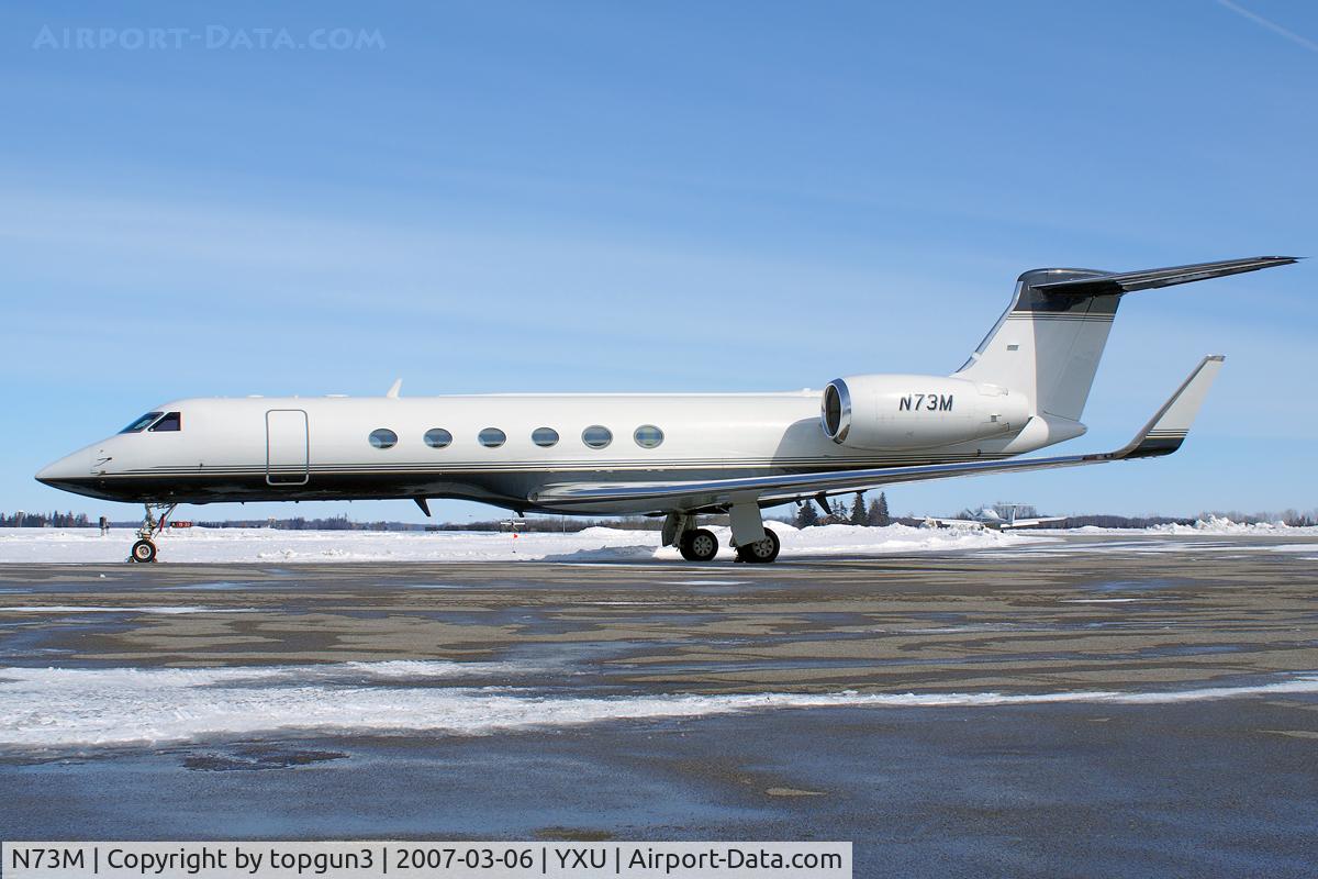 N73M, 1998 Gulfstream Aerospace G-V C/N 547, Parked at ESSO ramp.