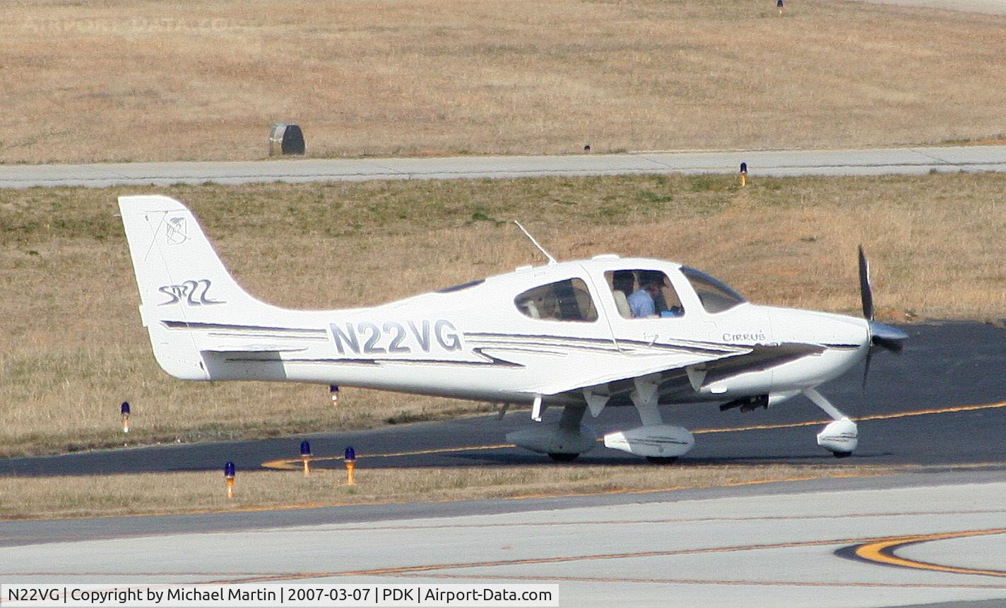 N22VG, Cirrus SR22 C/N 0459, Holding short of 20R