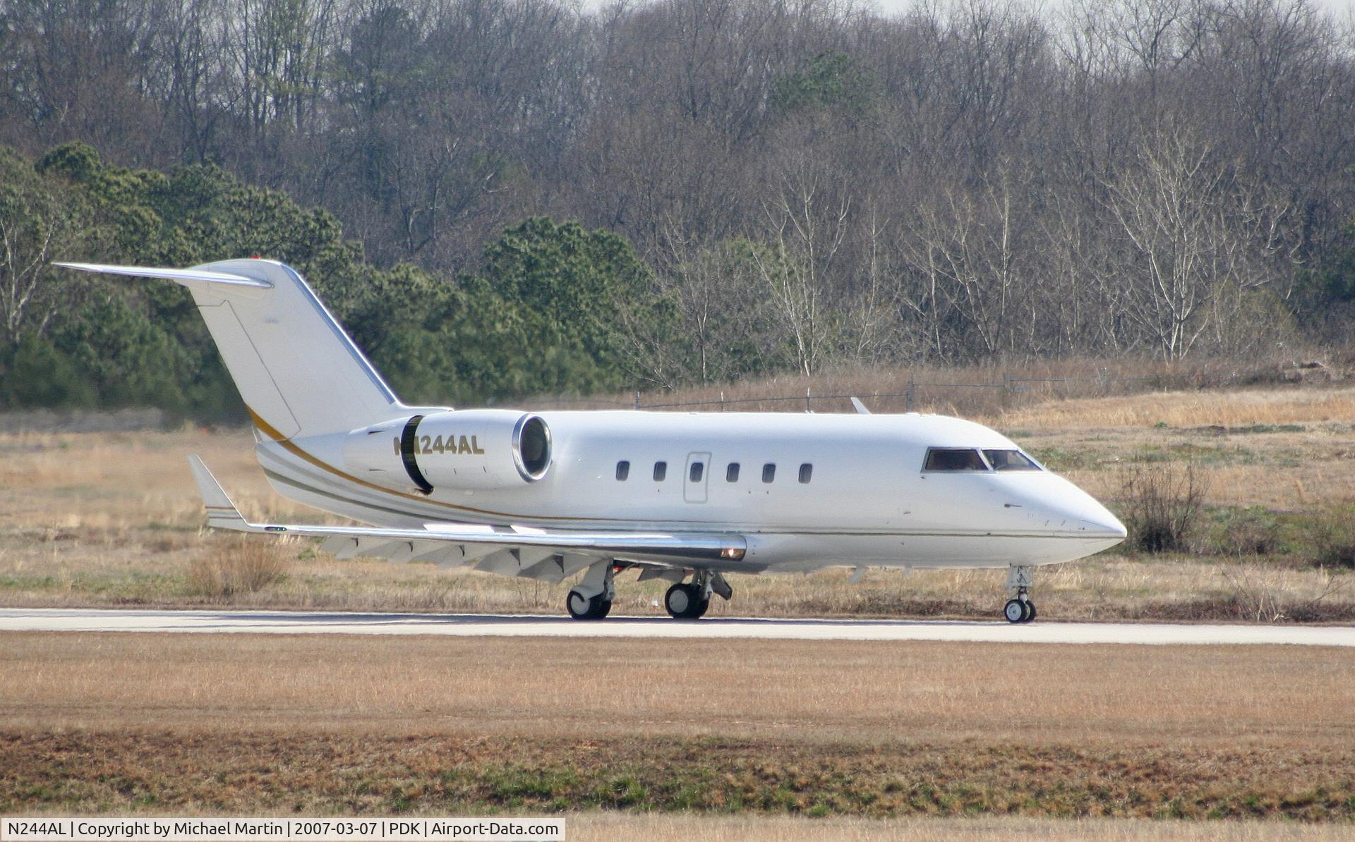 N244AL, 1981 Canadair Challenger 600 (CL-600-1A11) C/N 1005, Landing Runway 20L