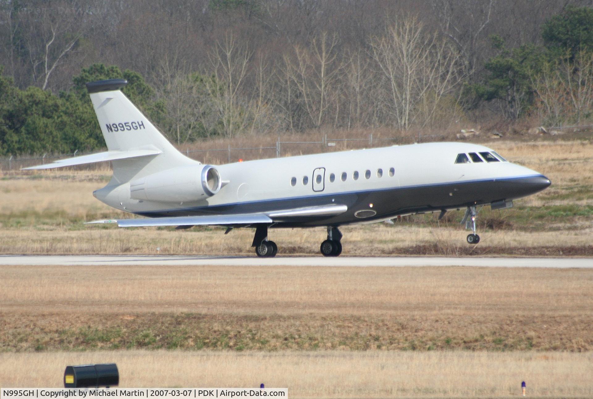 N995GH, 2005 Dassault Falcon 2000EX C/N 72, Departing Runway 20L