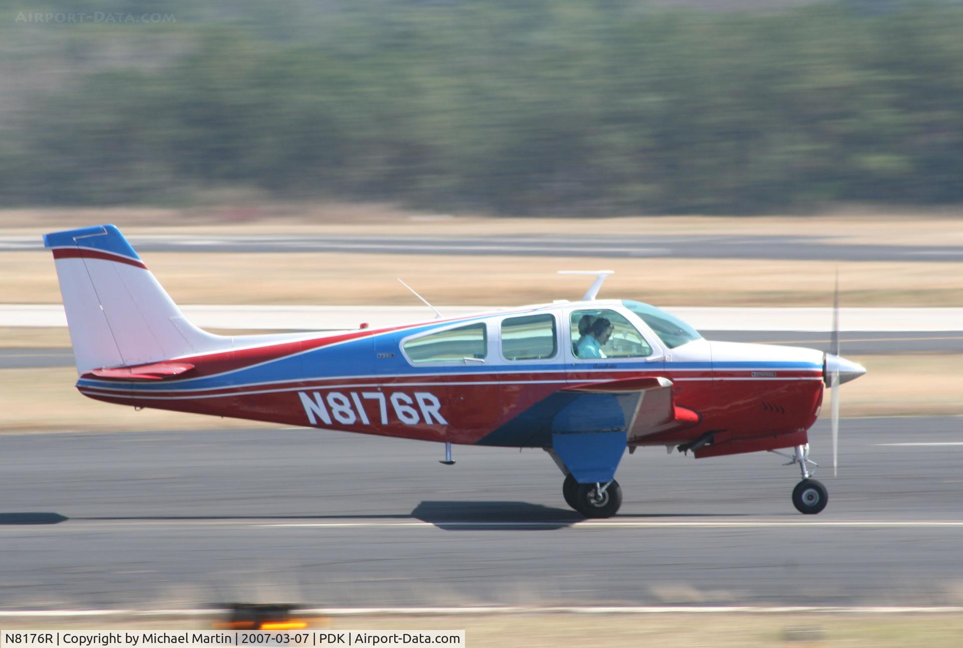 N8176R, 1974 Beech F33C Bonanza C/N CJ-53, Departing Runway 20R