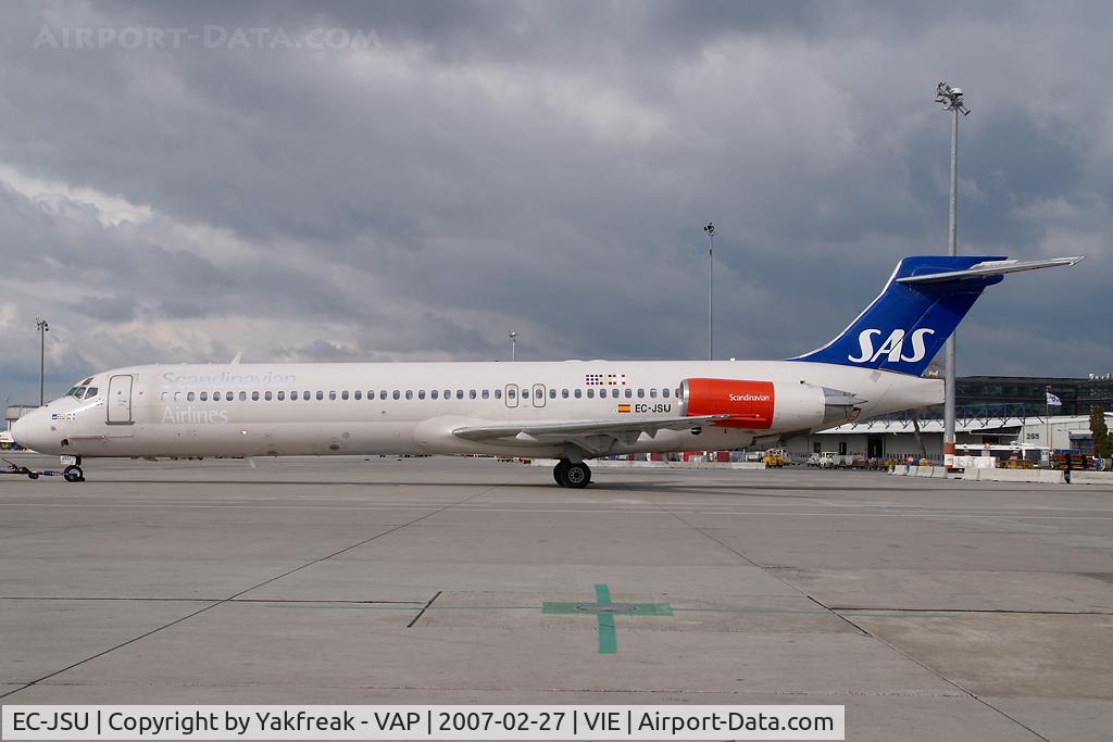 EC-JSU, 1990 McDonnell Douglas MD-87 (DC-9-87) C/N 49610, Spanair MD87 in full SAS colors