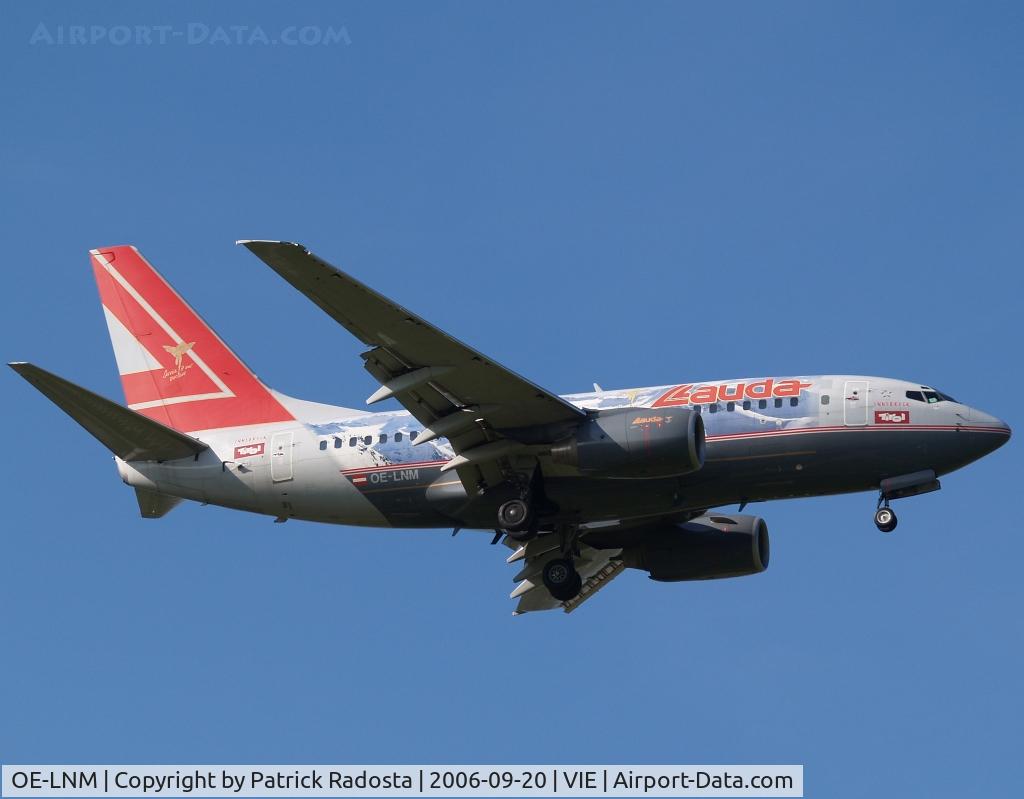 OE-LNM, 2000 Boeing 737-6Z9 C/N 30138, Lauda 737 in Tirol Colors appr. RW 34