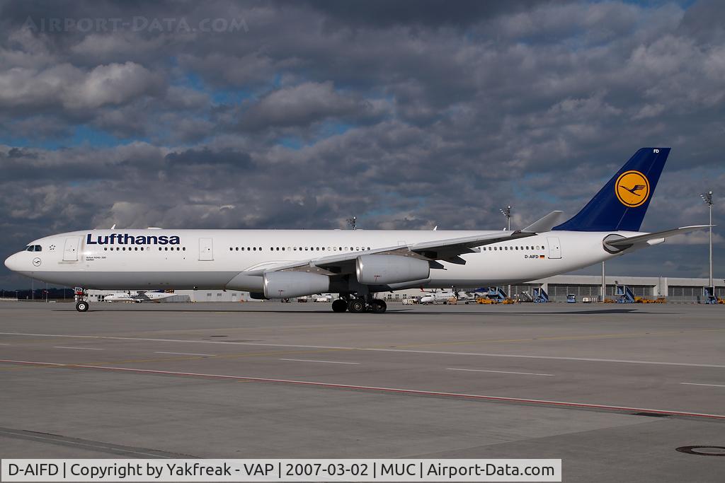 D-AIFD, 2001 Airbus A340-313X C/N 390, Lufthansa Airbus 340-300