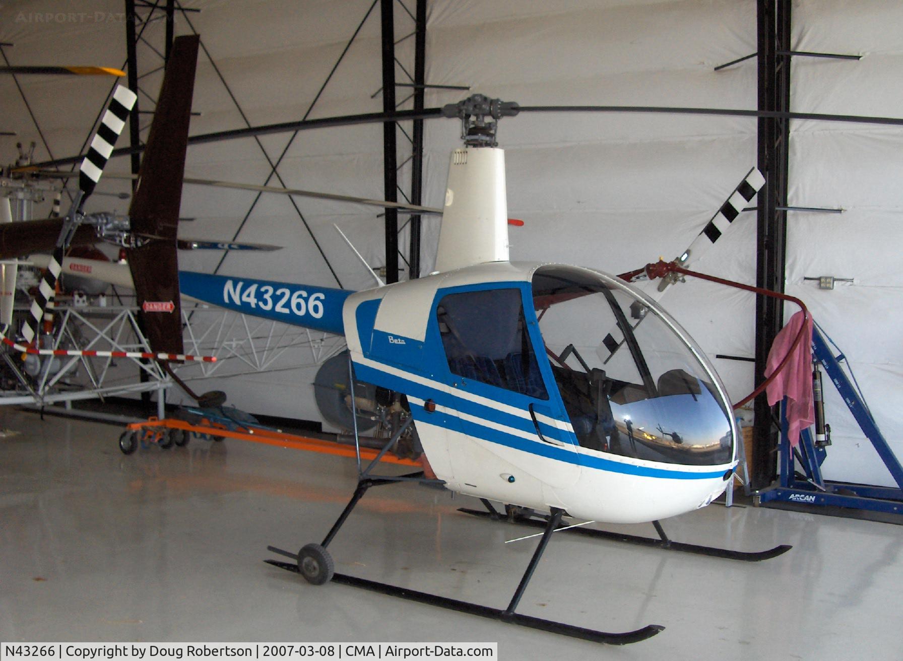 N43266, 1990 Robinson R22 Beta C/N 1268, 1990 Robinson R22 BETA, Lycoming O-320-BC, in Orbic's spotless deluxe hangar
