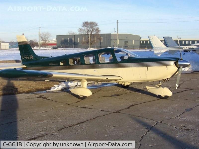 C-GGJB, 1975 Piper PA-32-300 Cherokee Six C/N 32-7640006, 1976 PIPER CHEROKEE 6/300