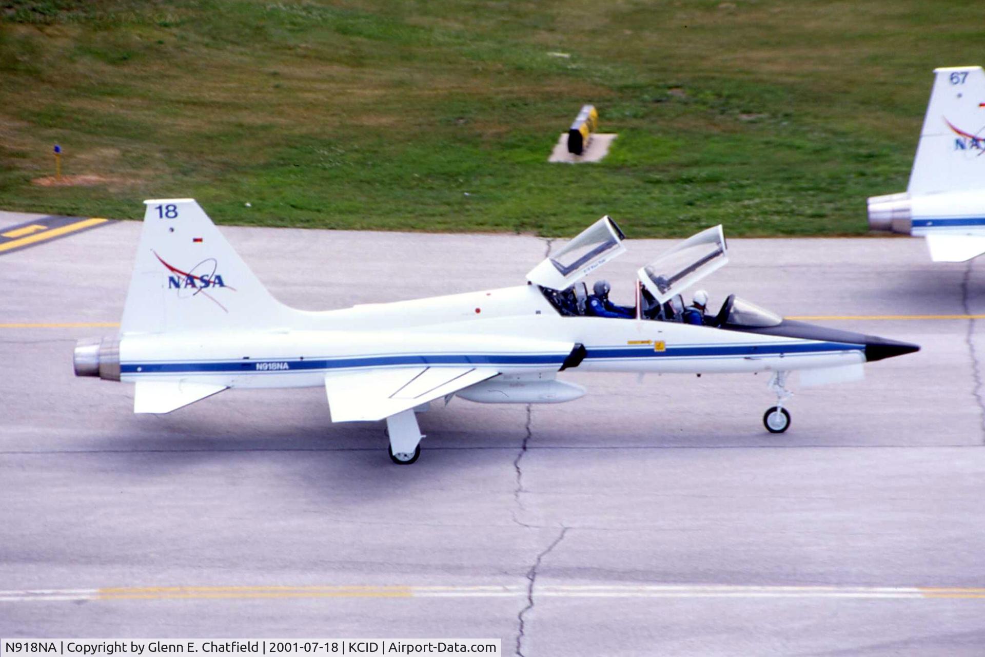 N918NA, 1966 Northrop T-38A C/N N.5954, Taxiing by the control tower