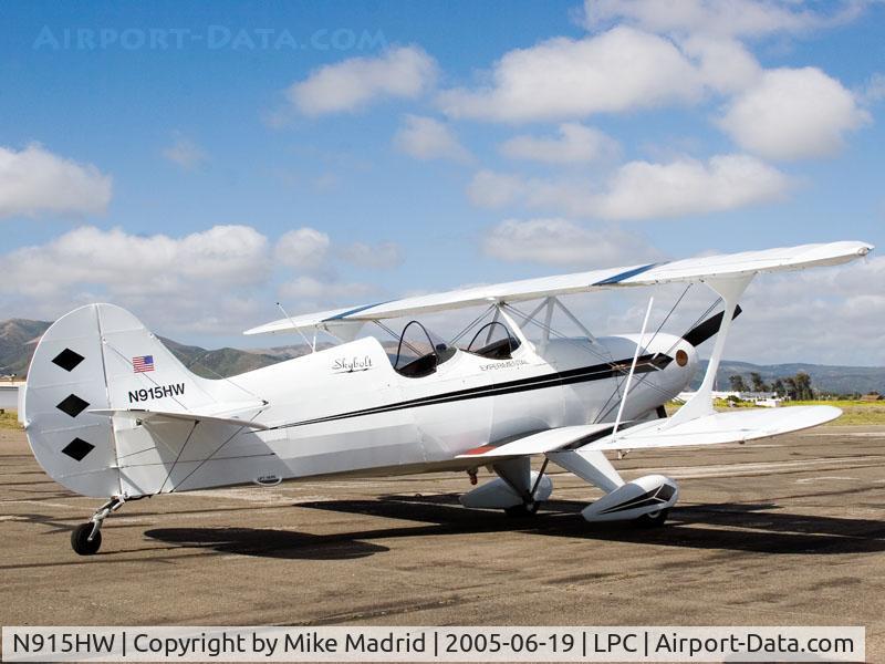 N915HW, 1995 Steen Skybolt C/N 0001 (N915HW), On the ramp in Lompoc