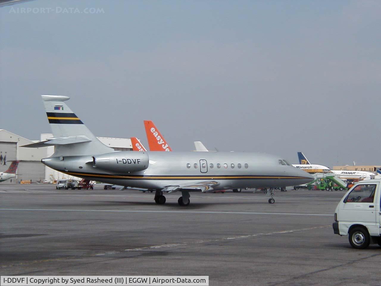 I-DDVF, 2001 Dassault Falcon 2000 C/N 161, Falcon 2000 taxing out from Signature (EGGW)