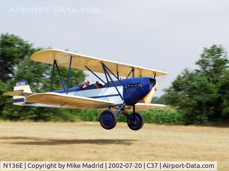 N136E, 1928 Command-aire 3C-3 C/N 532, At Brodhead