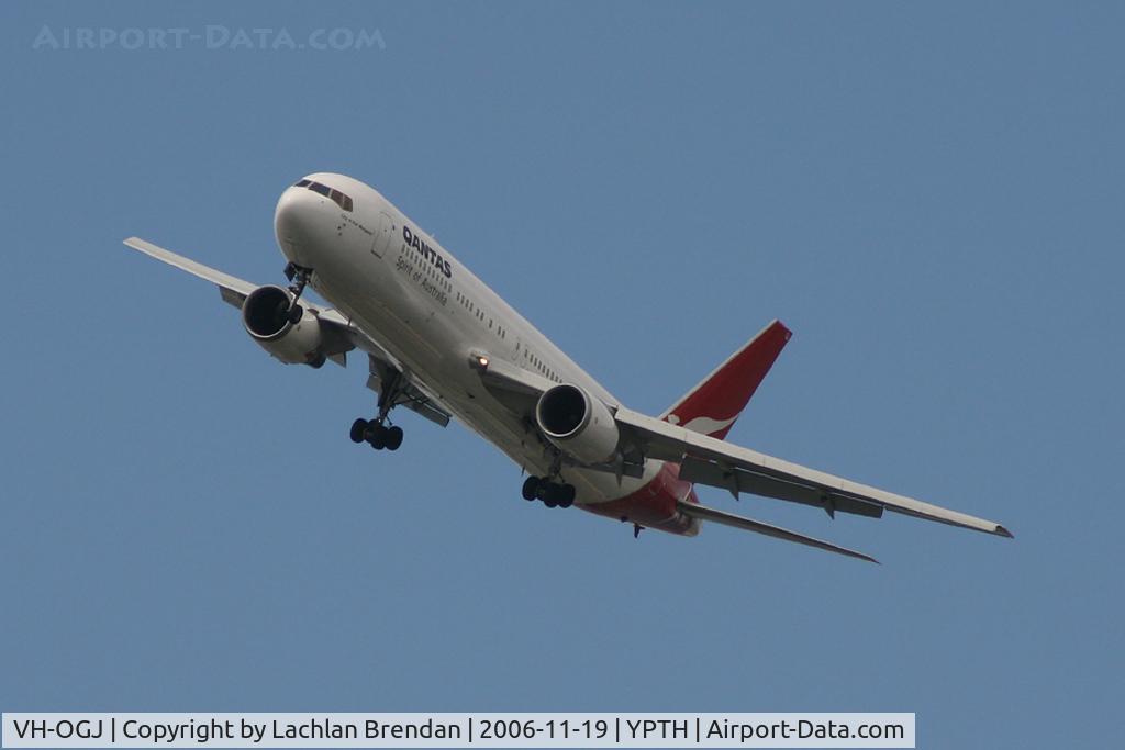 VH-OGJ, 1991 Boeing 767-338/ER C/N 25274, Boeing 767-338