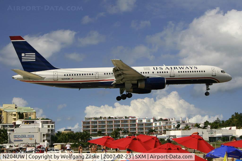 N204UW, 2000 Boeing 757-23N C/N 30886, visitor