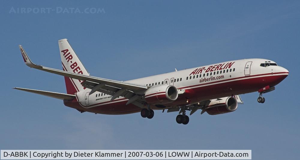 D-ABBK, 2003 Boeing 737-8BK C/N 33013, Finale for RWY 11