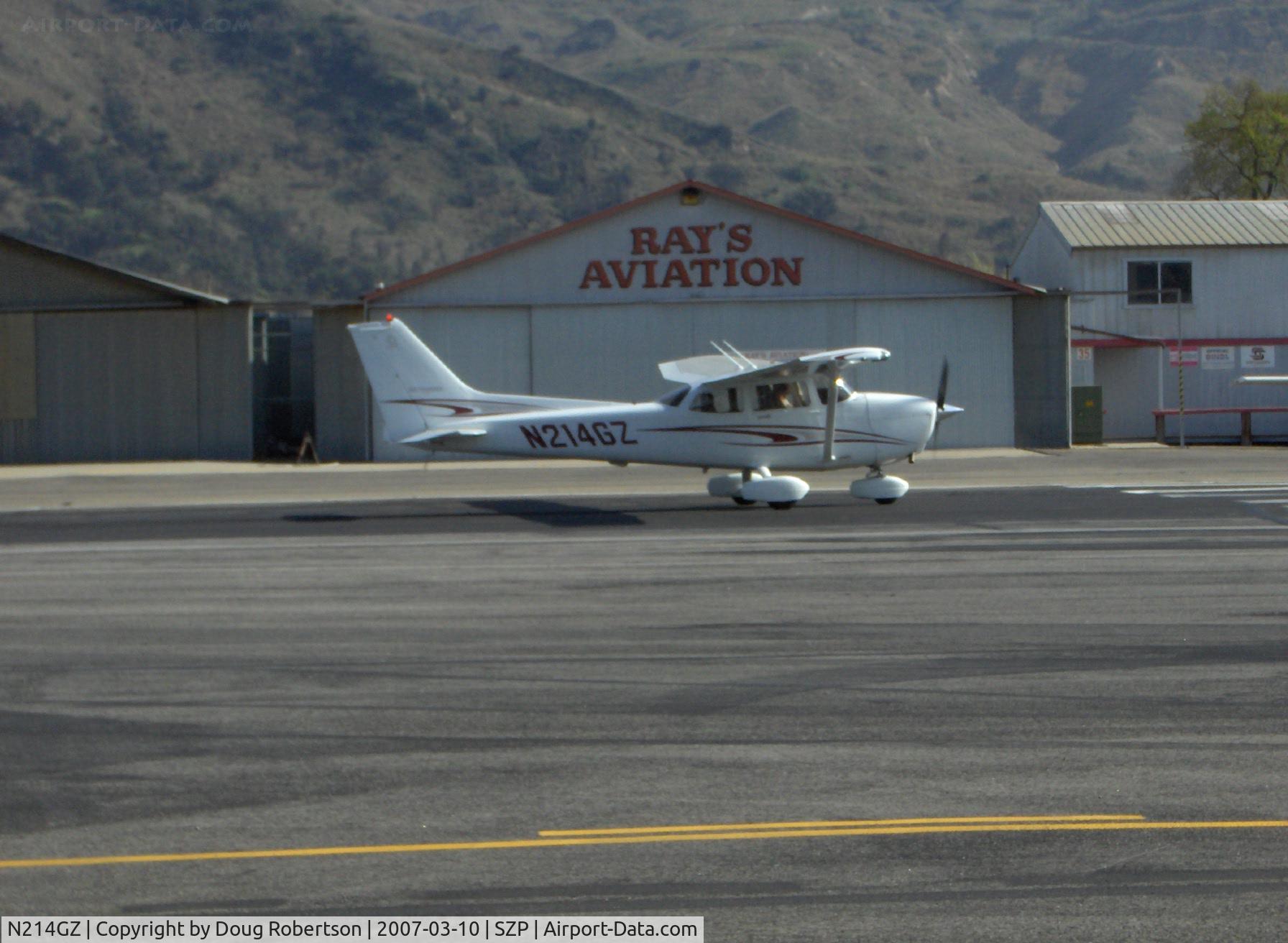 N214GZ, 2005 Cessna 172S C/N 172S9862, 2005 Cessna 172S SKYHAWK SP, Lycoming IO-360-L2A 180 Hp, takeoff roll Rwy 22