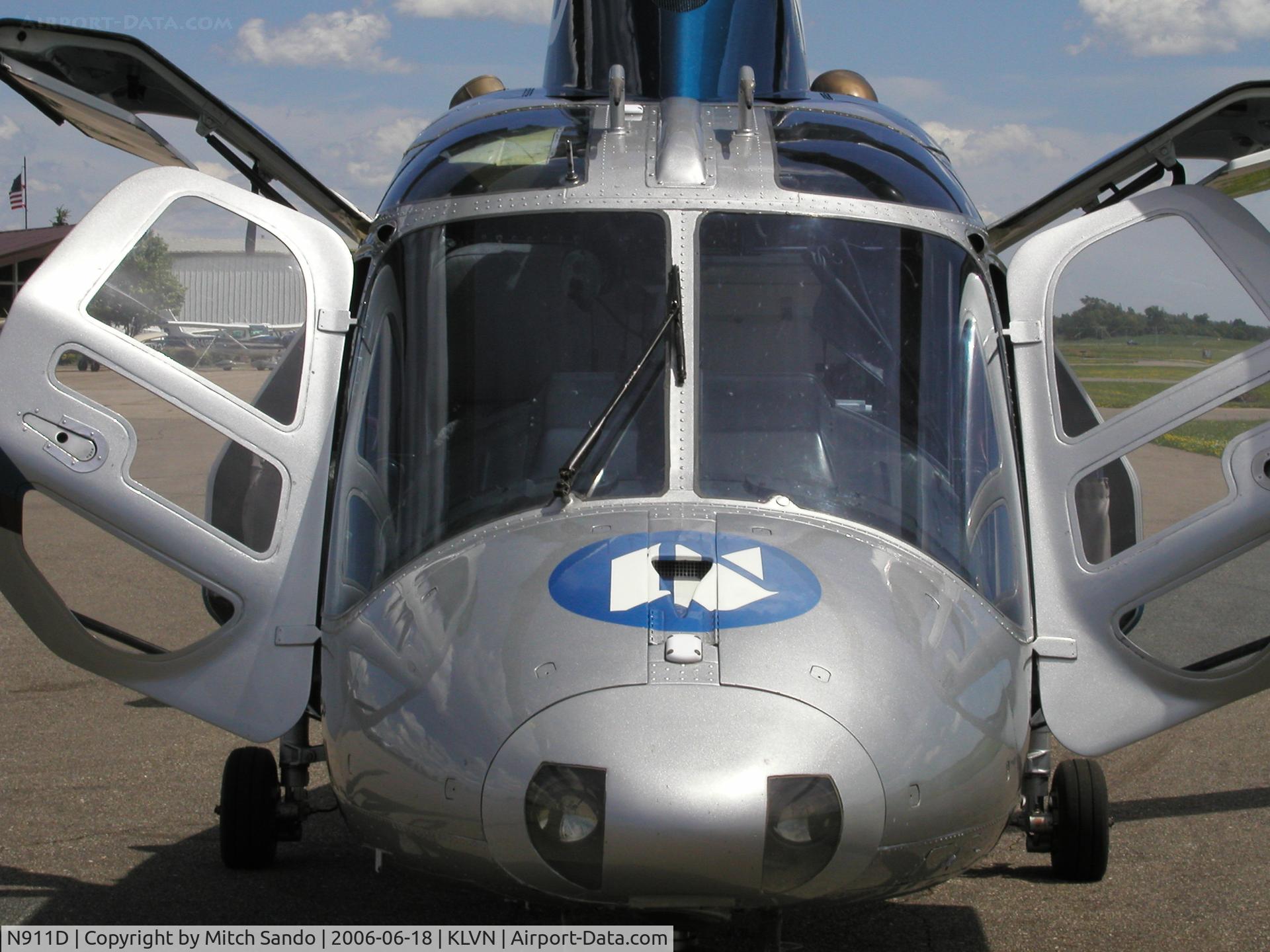 N911D, Agusta A-109C Max C/N 7637, Close up of the nose on this A-109C MAX.