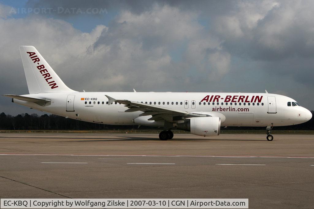 EC-KBQ, 2001 Airbus A320-214 C/N 1657, visitor