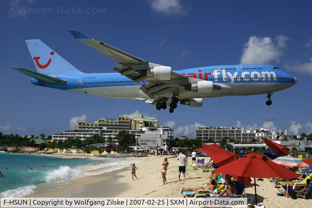 F-HSUN, 1993 Boeing 747-422 C/N 26880, visitor