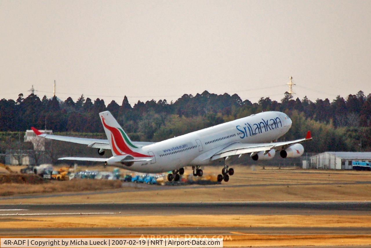 4R-ADF, 2000 Airbus A340-313 C/N 374, Taking off