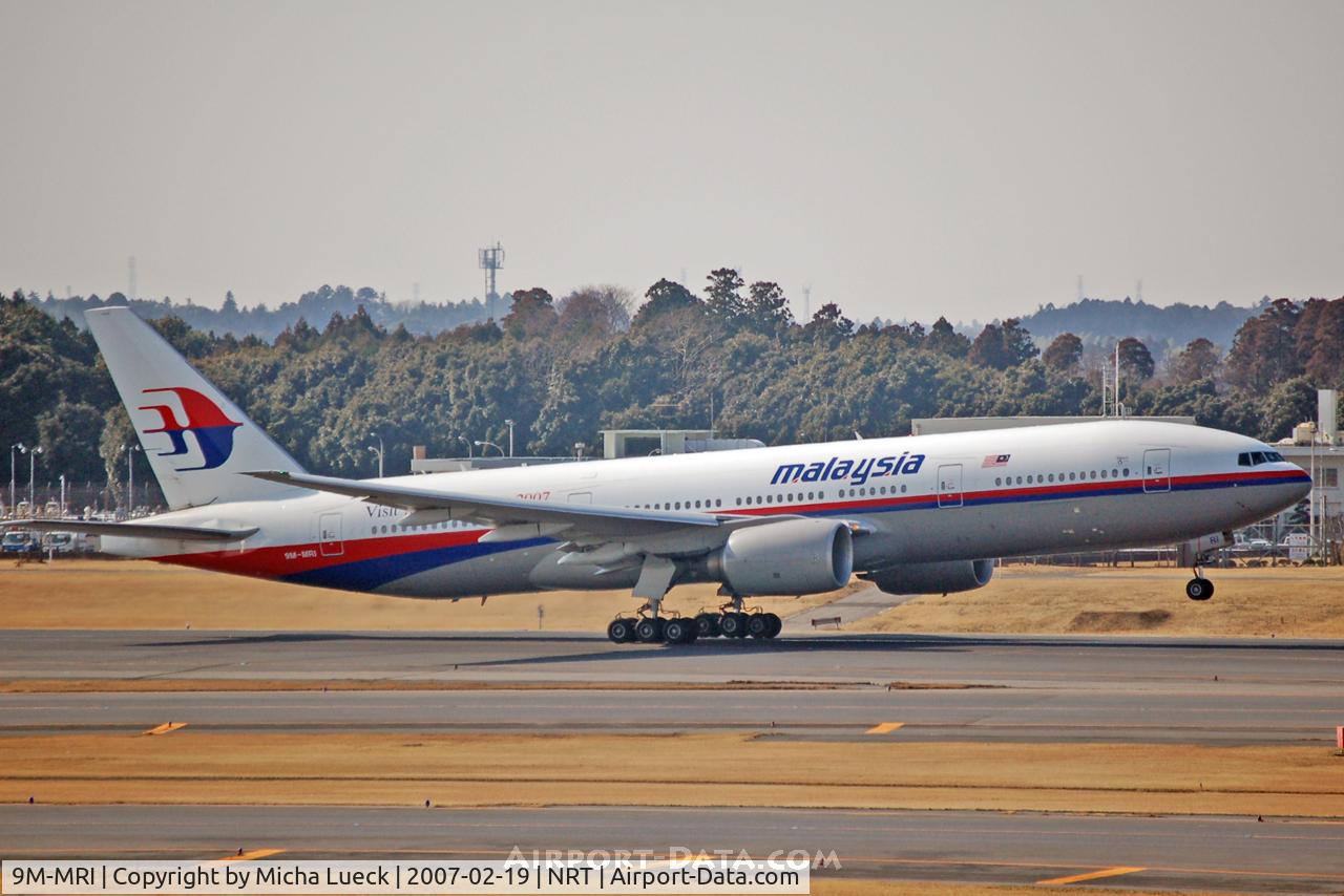 9M-MRI, 1998 Boeing 777-2H6/ER C/N 28416, Taking off