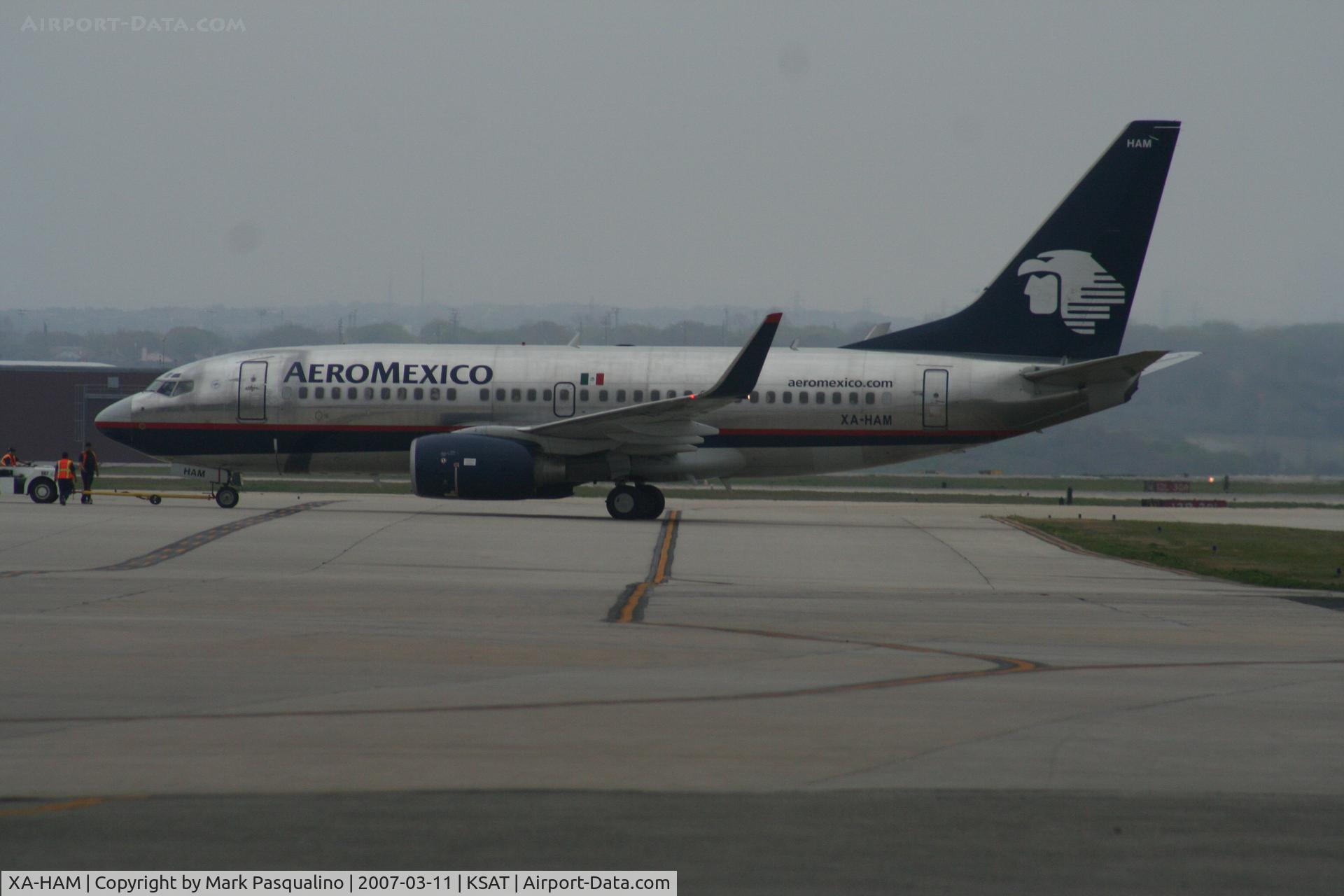 XA-HAM, 2004 Boeing 737-752 C/N 33789, Boeing 737-700