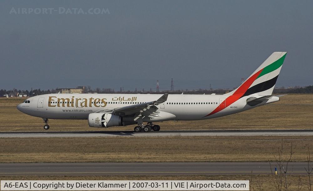 A6-EAS, 2003 Airbus A330-243 C/N 455, Touch down RWY 34