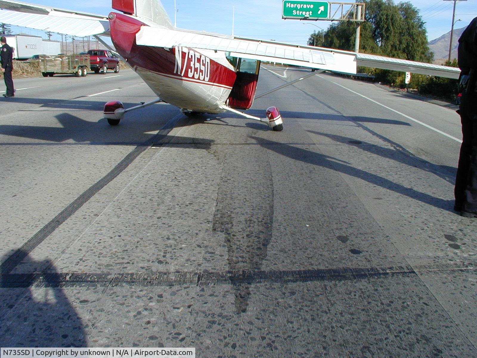 N735SD, 1977 Cessna 182Q Skylane C/N 18265640, engine failure - emergency landing