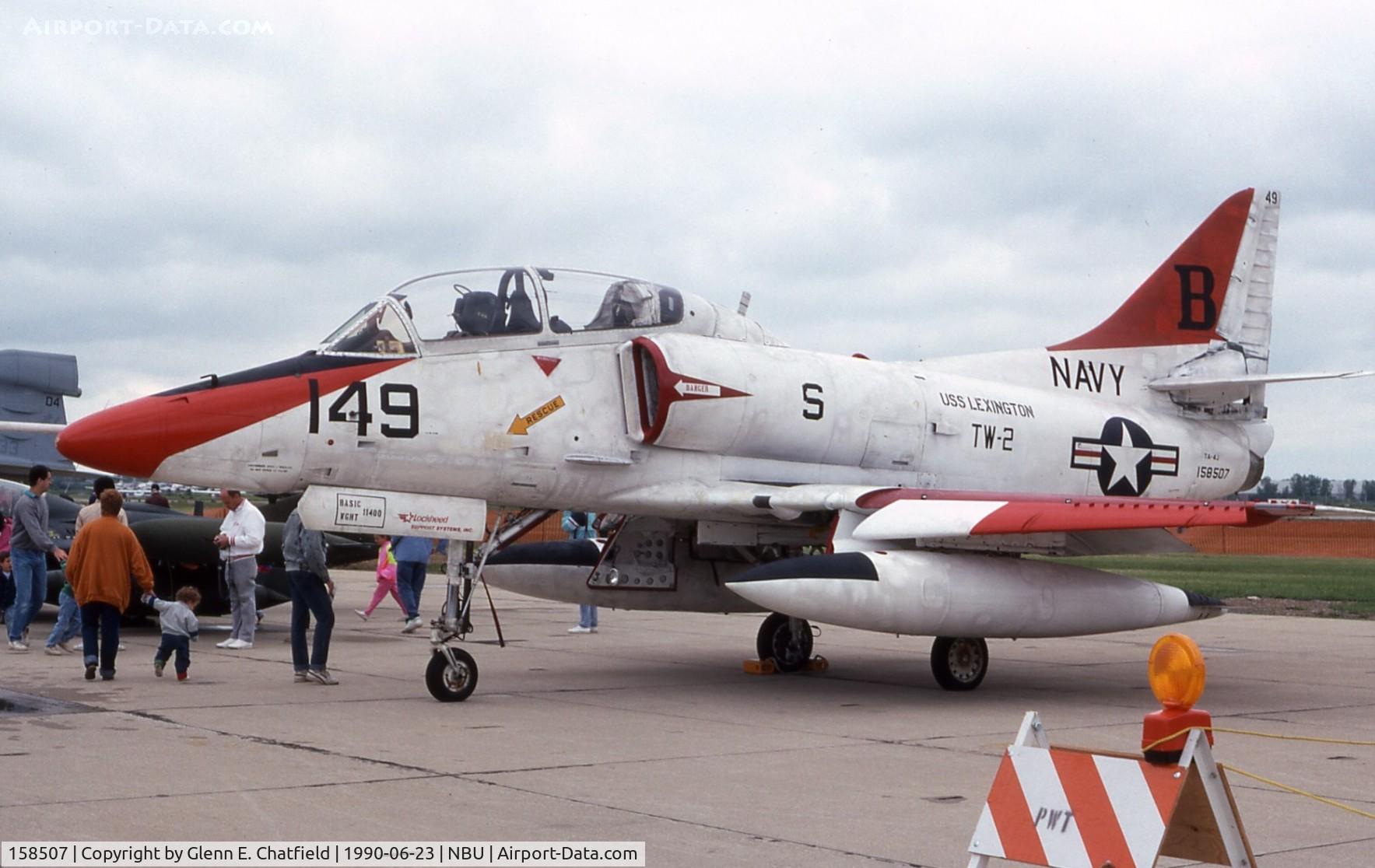 158507, Douglas TA-4J Skyhawk C/N 14312, At the open house.