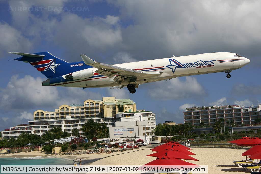 N395AJ, 1975 Boeing 727-233F C/N 21100, visitor
