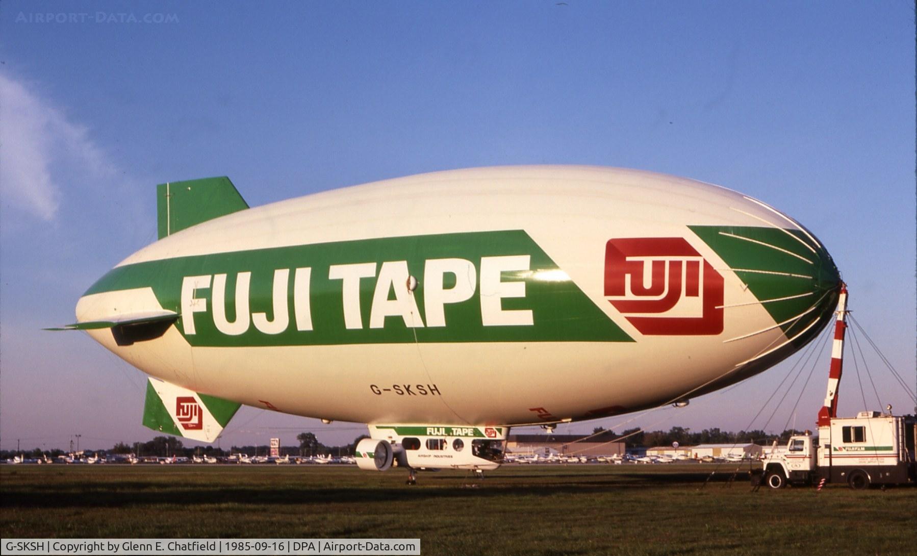 G-SKSH, 1984 Airship Industries Skyship 500 C/N 1214/06, registered as G-SKSH