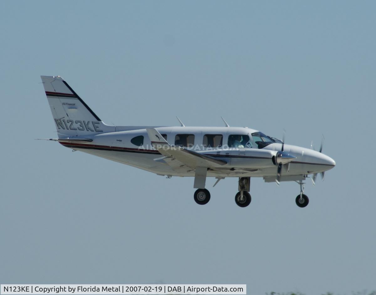 N123KE, 1979 Piper PA-31-325 Navajo C/R C/N 31-7912066, PA-31