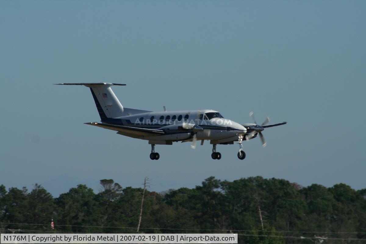 N176M, 1982 Beech 200 C/N BB-1029, Beech 200