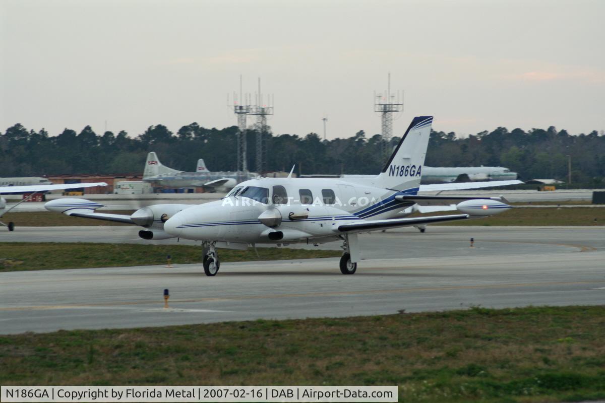 N186GA, Piper PA-31T C/N 31T-7820086, PA-31T