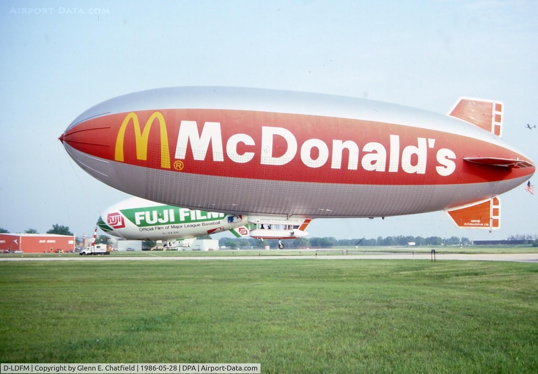 D-LDFM, 1972 Flughafen WDL-1A C/N 100, Blimp central!  In for some game in Chicago.  Became Met Life, then destroyed in San Antonio 6/11/89