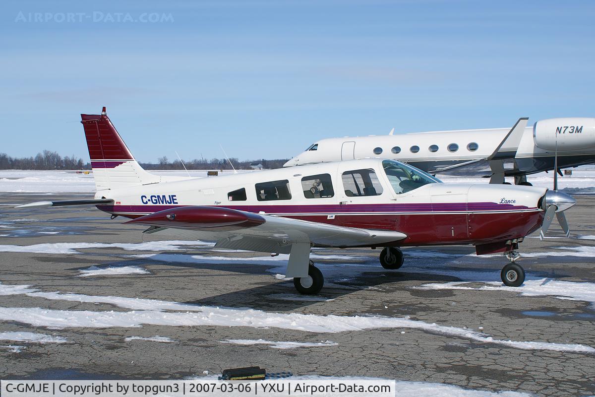 C-GMJE, 1976 Piper PA-32R-300 Cherokee Lance C/N 32R-7680209, Parked at ESSO ramp.