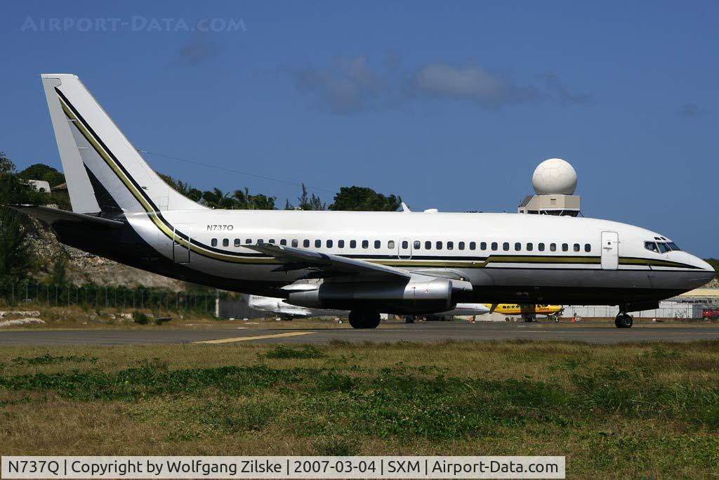 N737Q, 1976 Boeing 737-2L9 C/N 21279, visitor