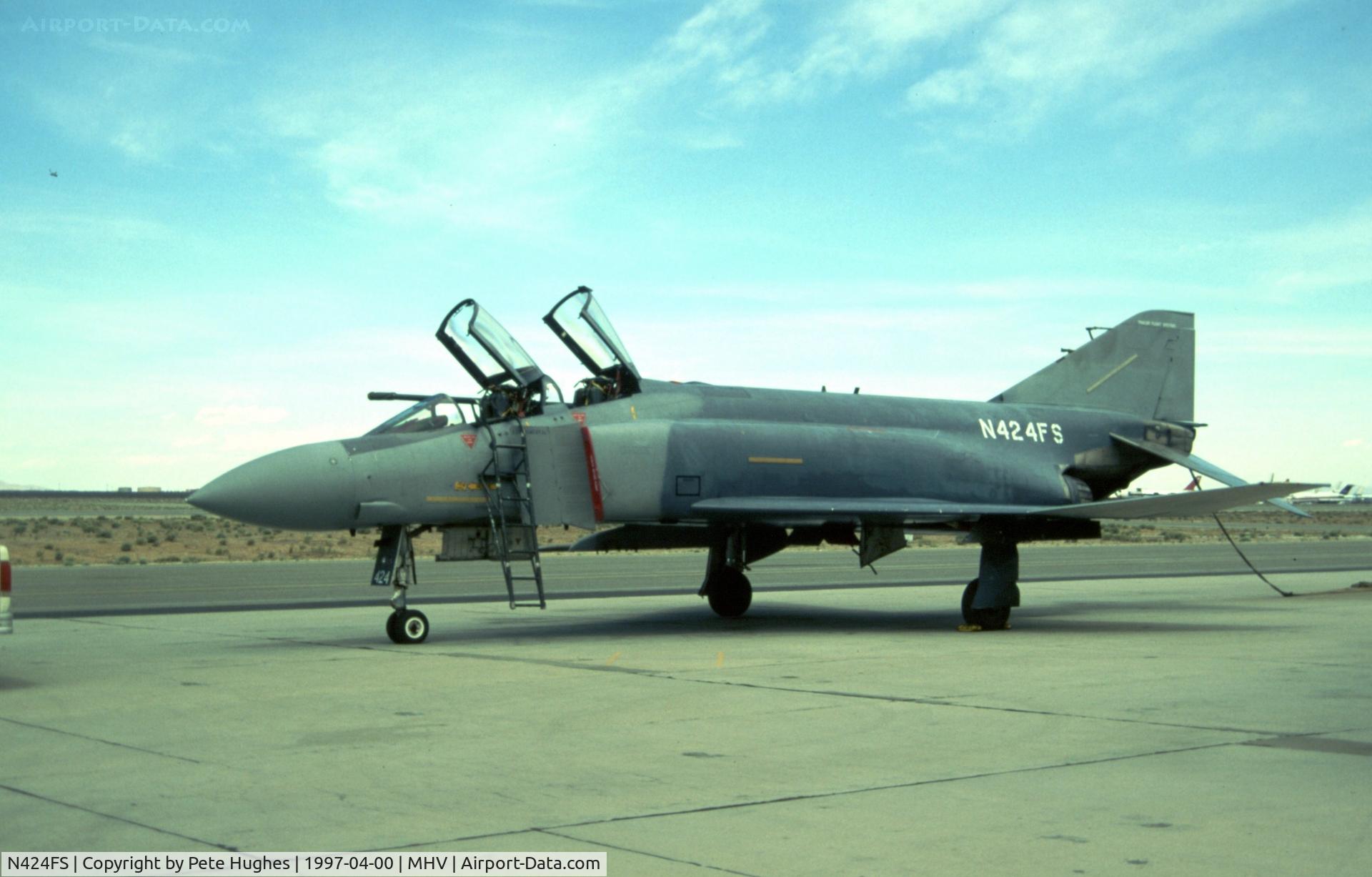 N424FS, 1964 McDonnell F-4D Phantom II C/N 1423 (64-0965), Phantom at Mojave