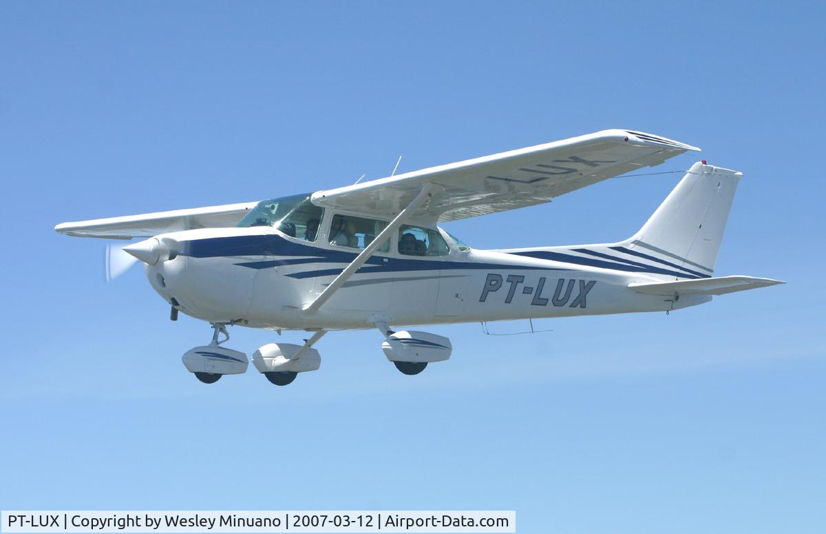 PT-LUX, Cessna 172N C/N 17273488, C172N
