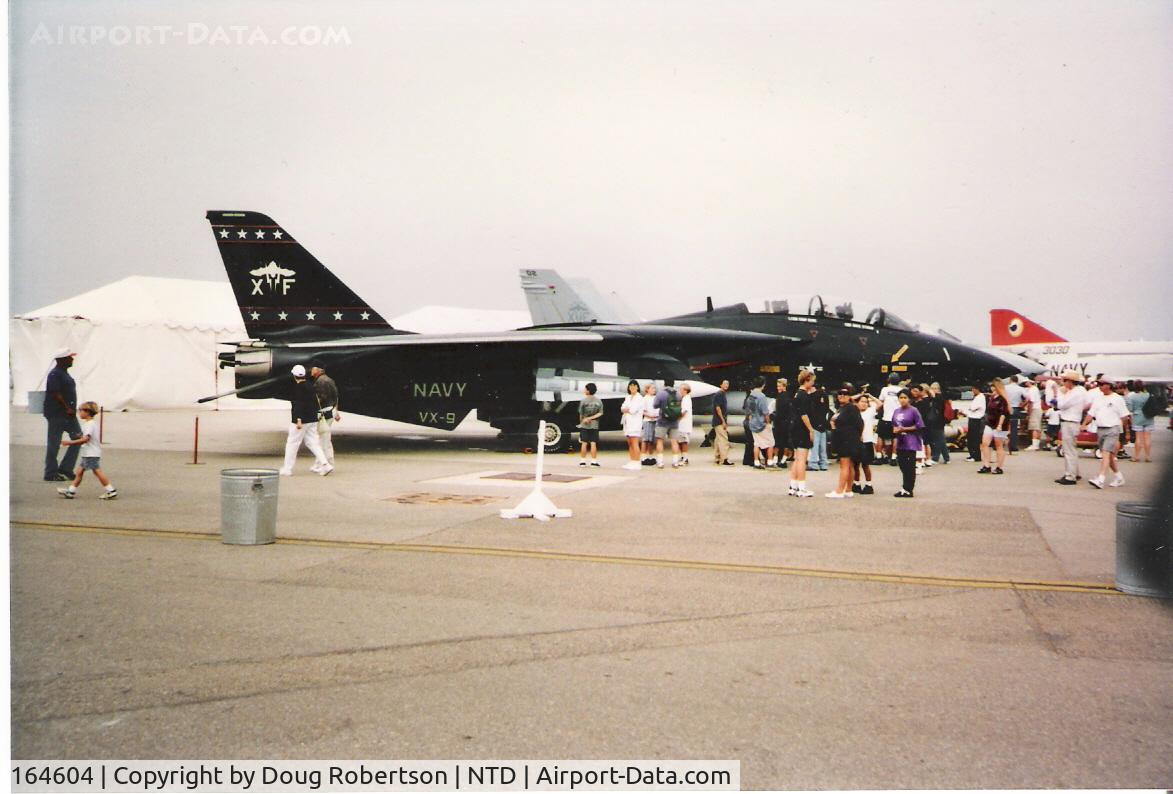 164604, Grumman F-14D Tomcat C/N 632/D-37, Grumman F-14D SUPER TOMCAT of VX-9 (Air Test & Evaluation Squadron Nine), two General Electric F110-GE-400 Turbofans with afterburning, 23,123 Lb-thrust each
