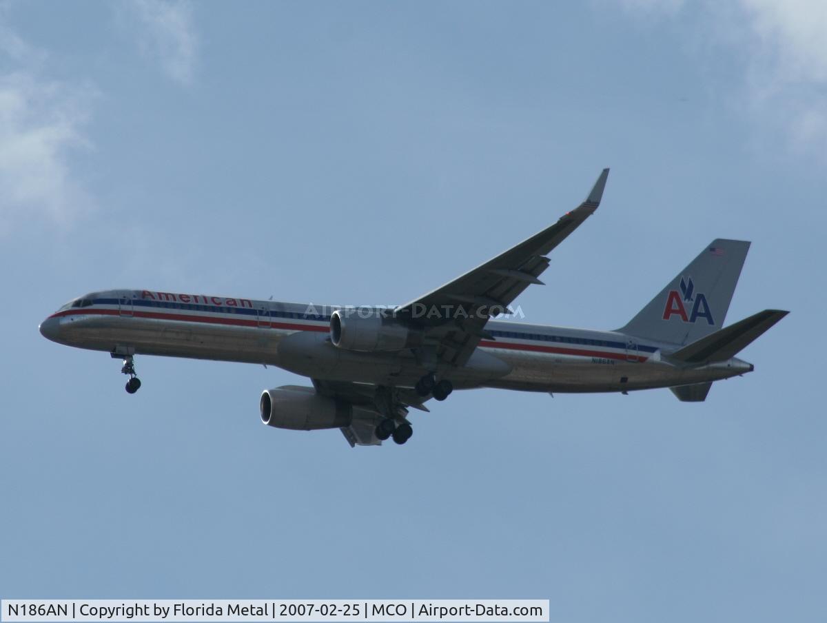 N186AN, 2001 Boeing 757-223 C/N 32380, American 757