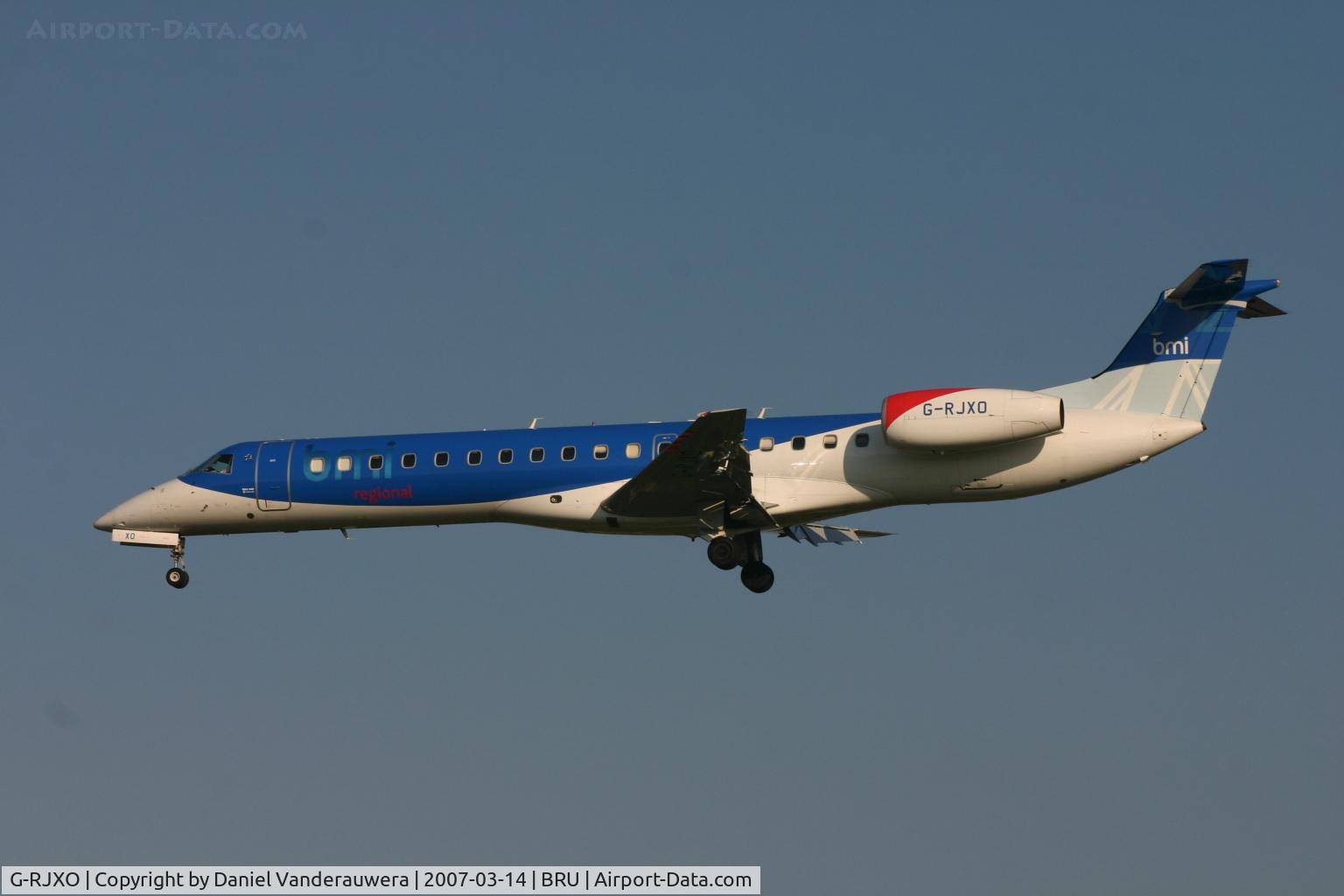 G-RJXO, 2000 Embraer ERJ-145MP (EMB-145MP) C/N 145339, arrival of flight BD627