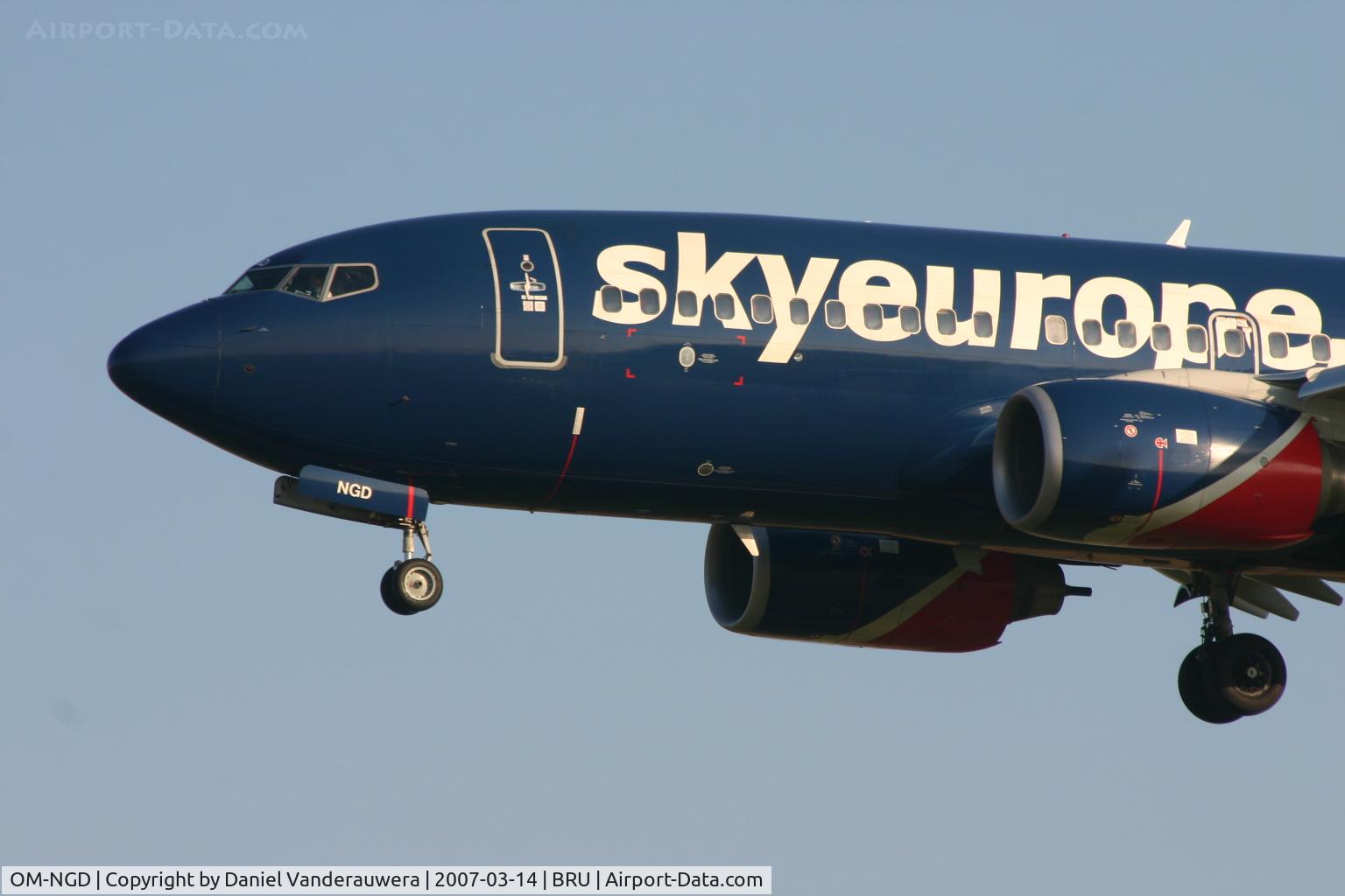 OM-NGD, 2006 Boeing 737-76N C/N 32674/1952, arrival of flight NE676