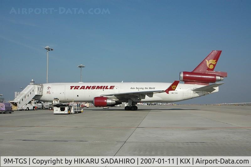 9M-TGS, 1992 McDonnell Douglas MD-11F C/N 48486, Staying Cargo area
