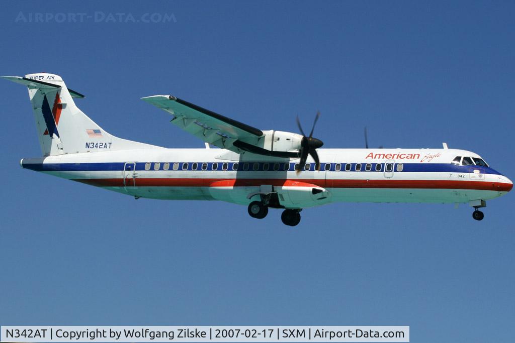 N342AT, 1993 ATR 72-212 C/N 345, visitor
