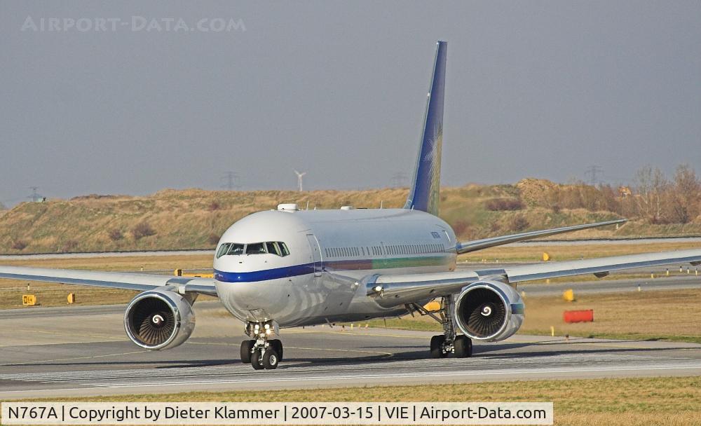 N767A, 2003 Boeing 767-2AX/ER C/N 33685, Aramco(Saudi Arabia) Boeing 767-2AXER taxiing to RWY 29