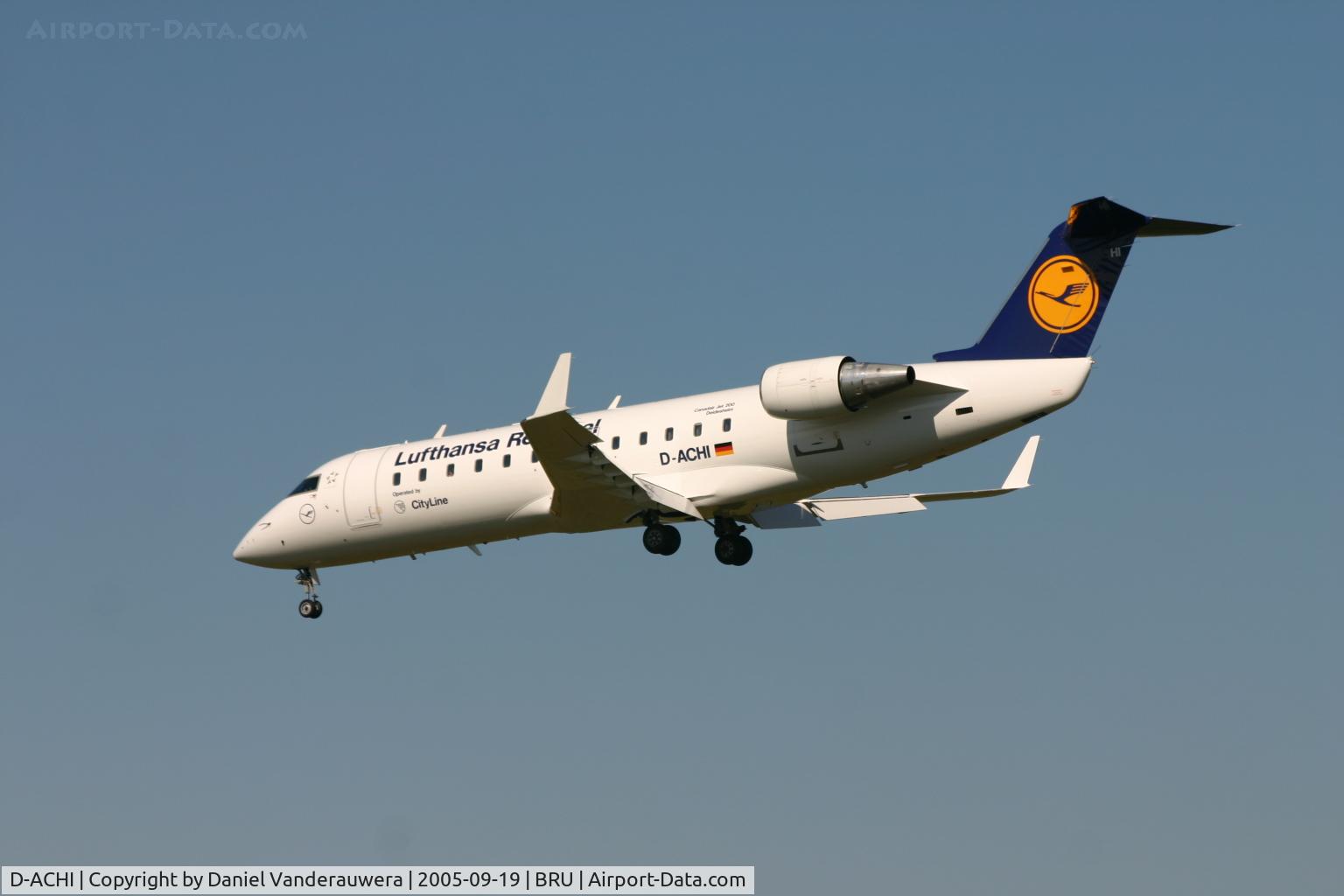 D-ACHI, 2000 Canadair CRJ-200LR (CL-600-2B19) C/N 7464, descending rwy 25L