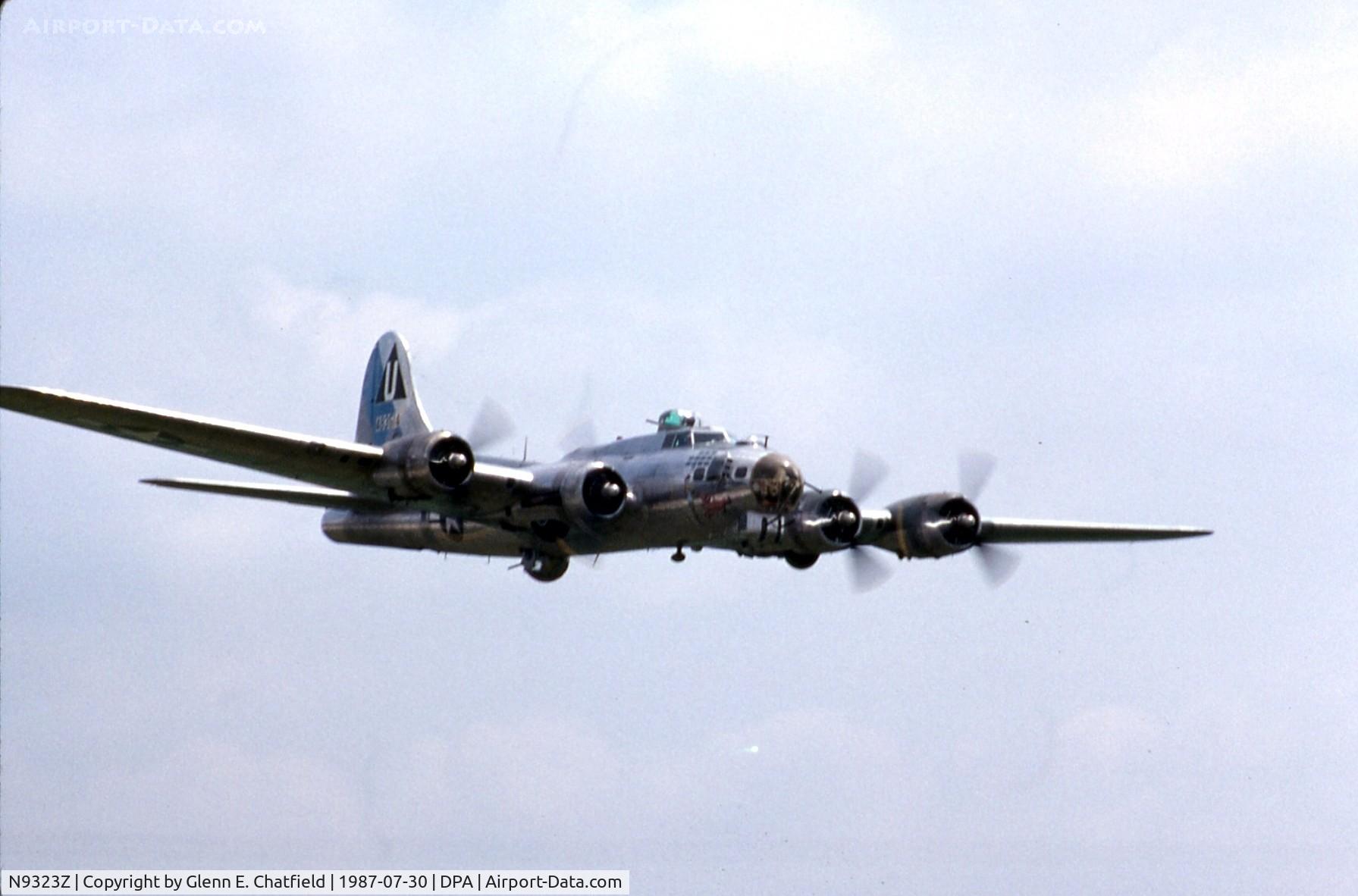N9323Z, 1944 Boeing B-17G-85-DL Flying Fortress C/N 32155, On a fly by