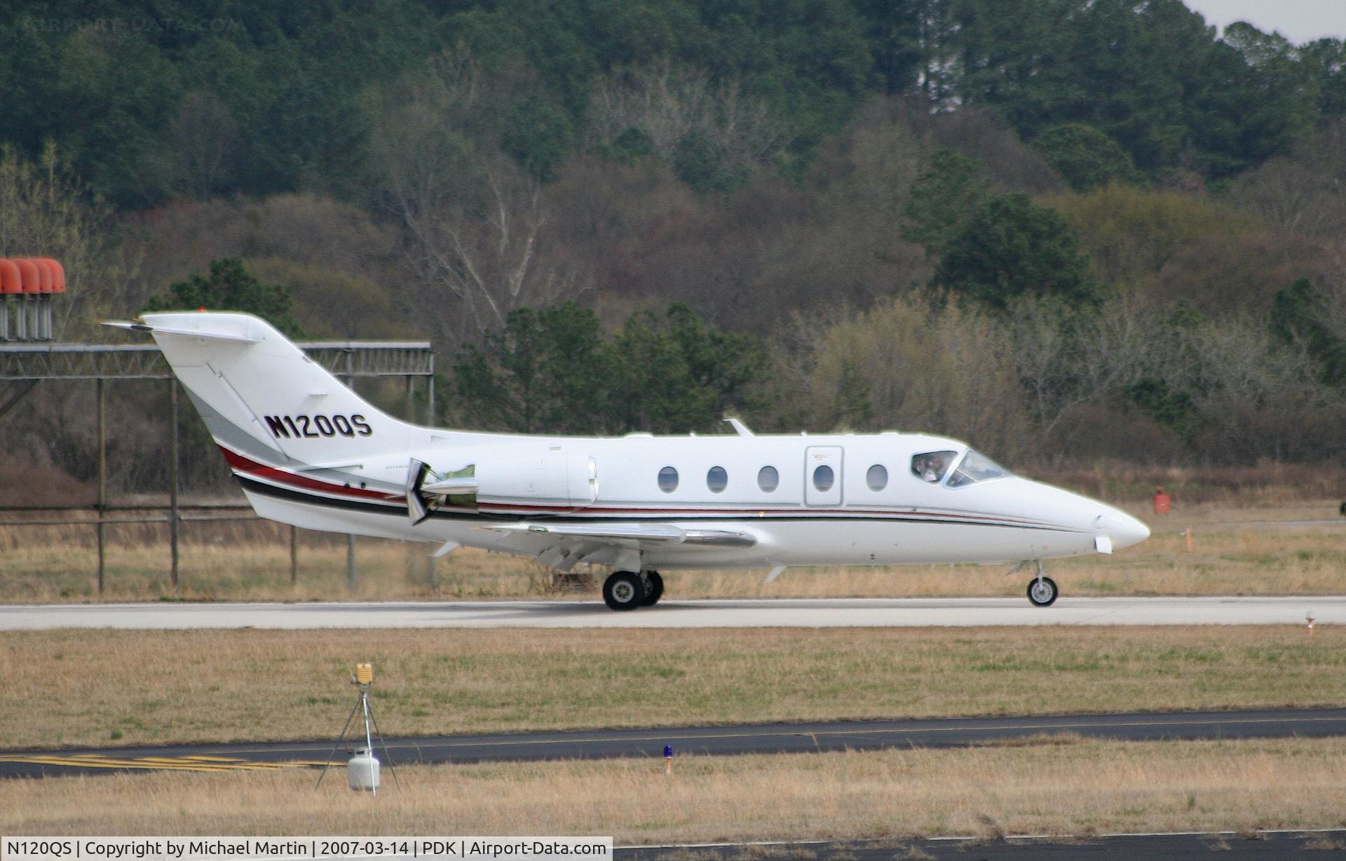 N120QS, Raytheon Aircraft Company 400A C/N RK-409, Landing Runway 20L