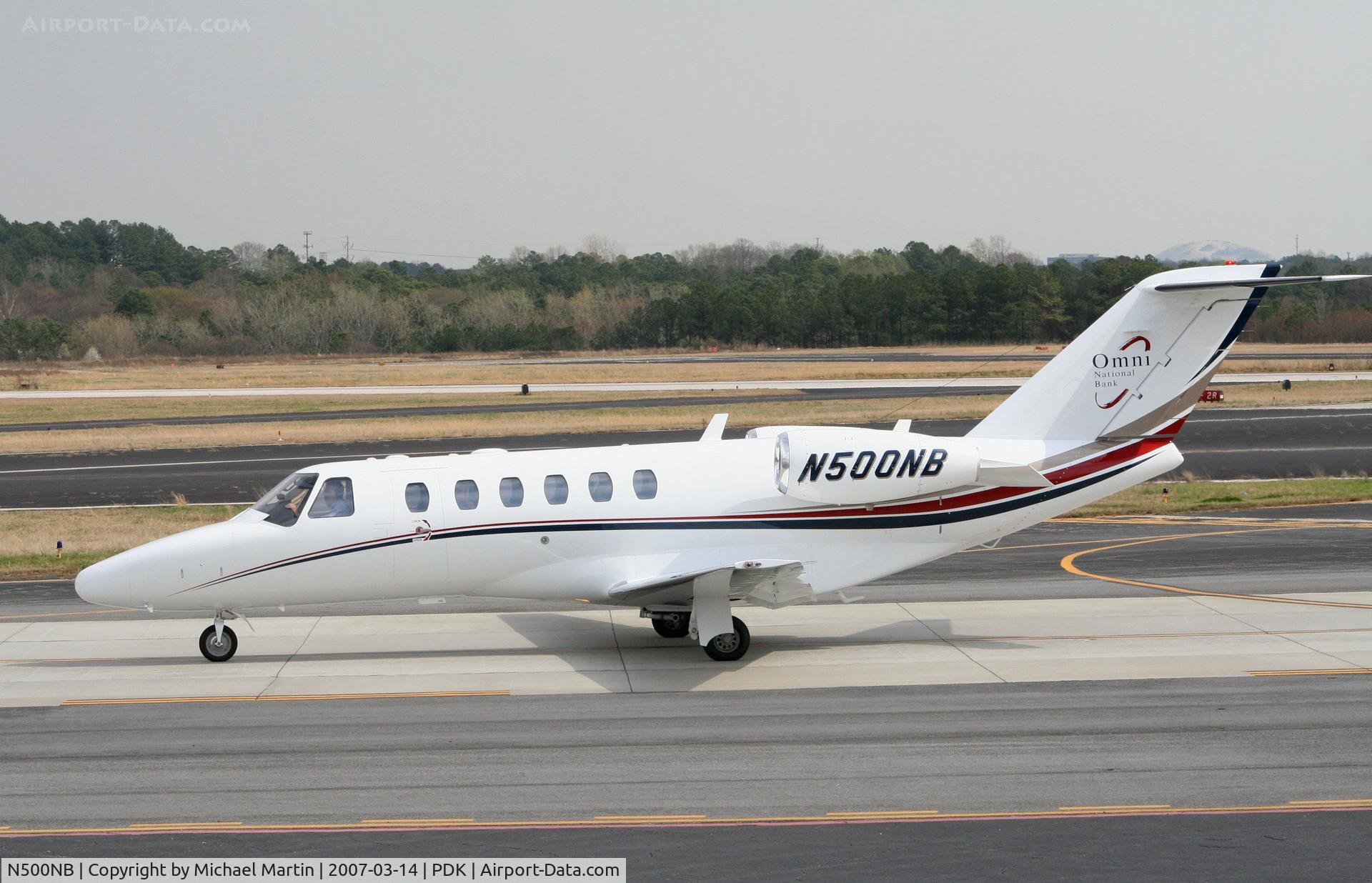 N500NB, 2007 Cessna 525A CitationJet CJ2+ C/N 525A0339, Taxing to Epps Air Service