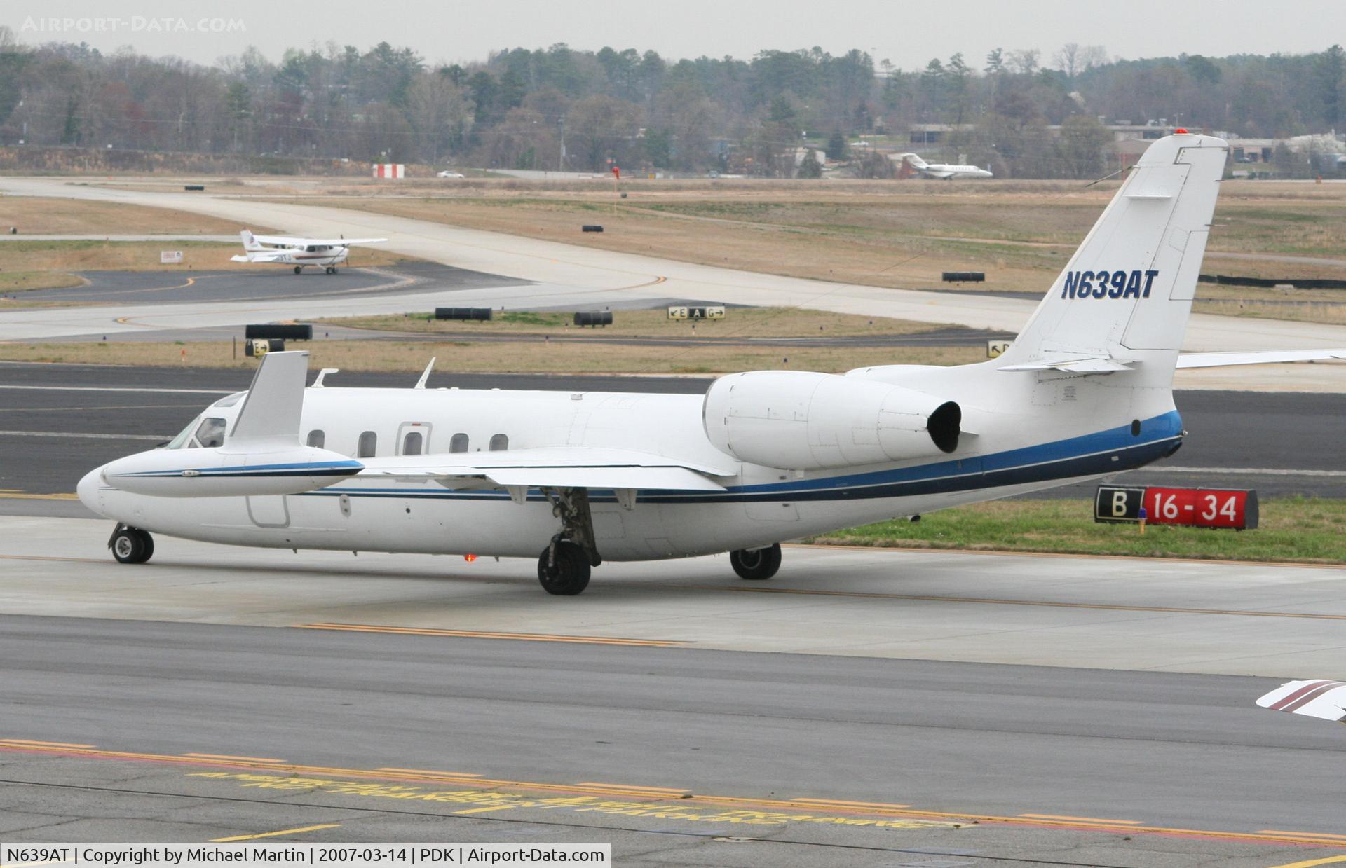 N639AT, 1980 Israel Aircraft Industries 1124A C/N 308, Lifeguard taxing to Epps Air Service
