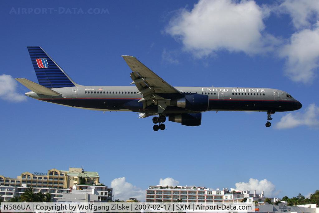 N586UA, 1993 Boeing 757-222F C/N 26710, visitor